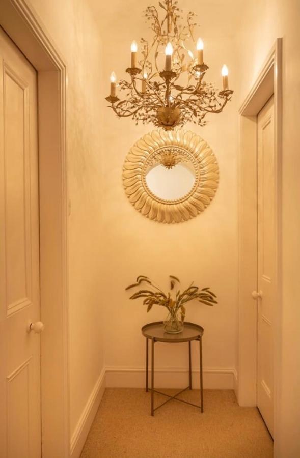 Choristers Mews: Luxury Cottage A Stones Throw From The Cathedral! Lincoln Eksteriør billede