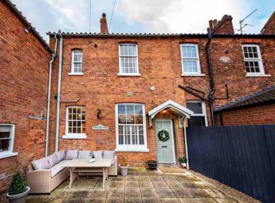 Choristers Mews: Luxury Cottage A Stones Throw From The Cathedral! Lincoln Eksteriør billede