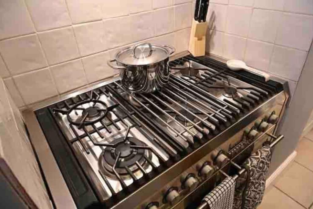 Choristers Mews: Luxury Cottage A Stones Throw From The Cathedral! Lincoln Eksteriør billede