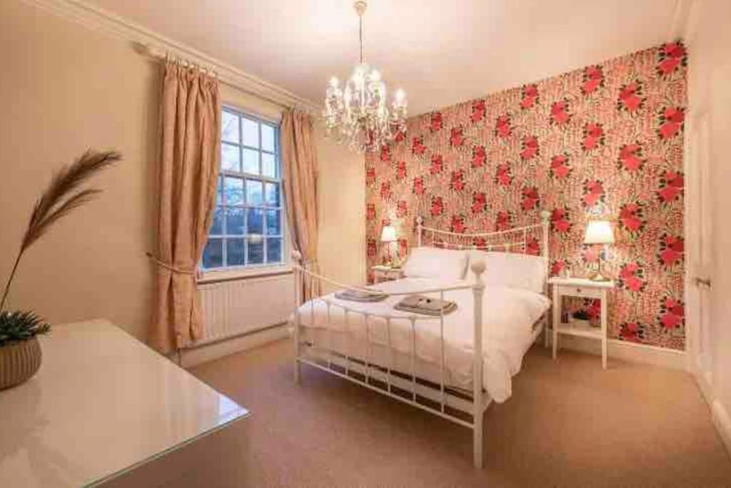 Choristers Mews: Luxury Cottage A Stones Throw From The Cathedral! Lincoln Eksteriør billede