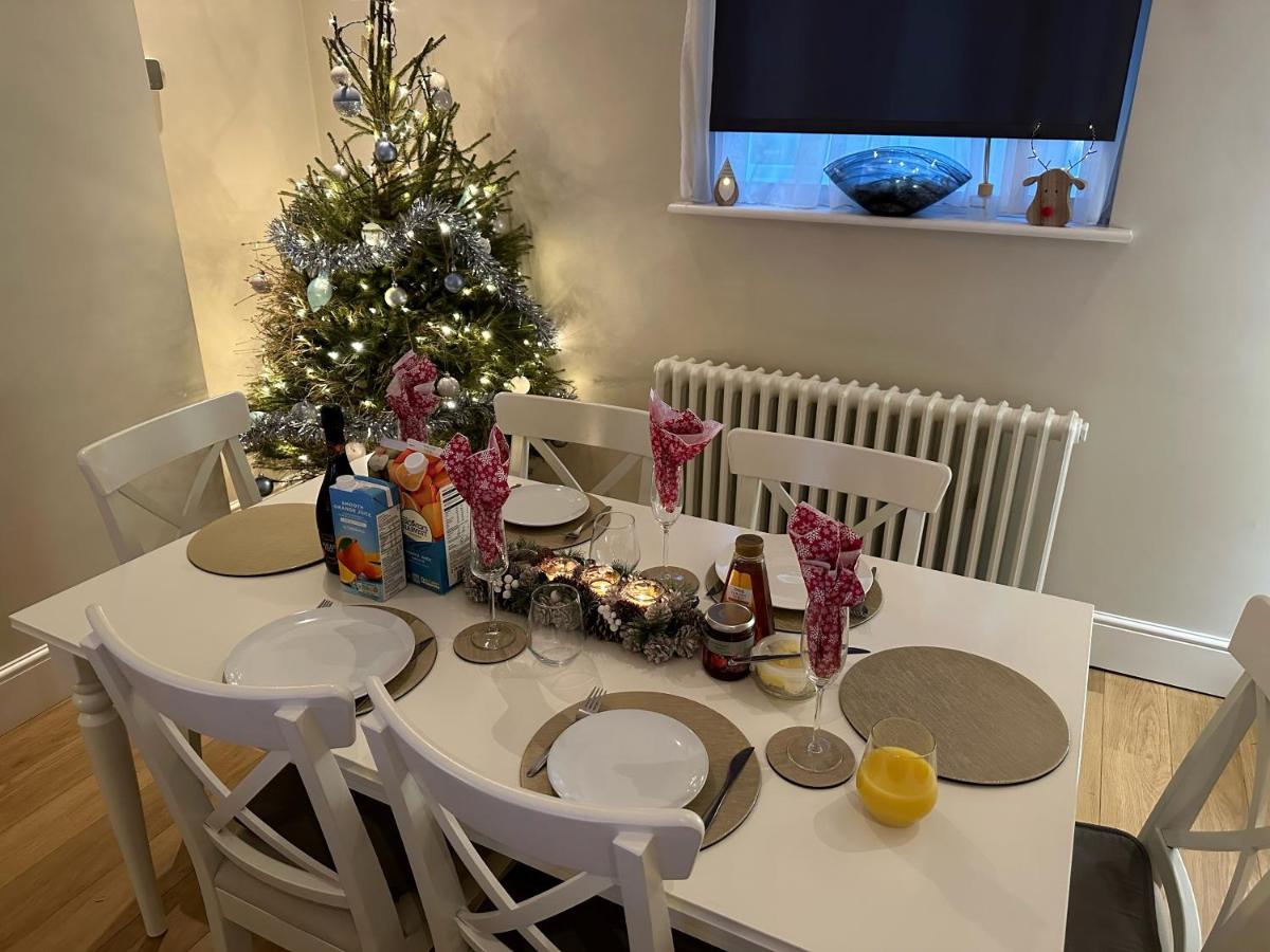 Choristers Mews: Luxury Cottage A Stones Throw From The Cathedral! Lincoln Eksteriør billede